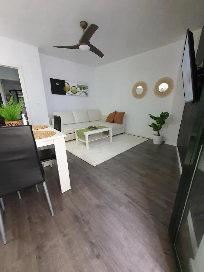 Apartment Tribuna Deluxe Malaga