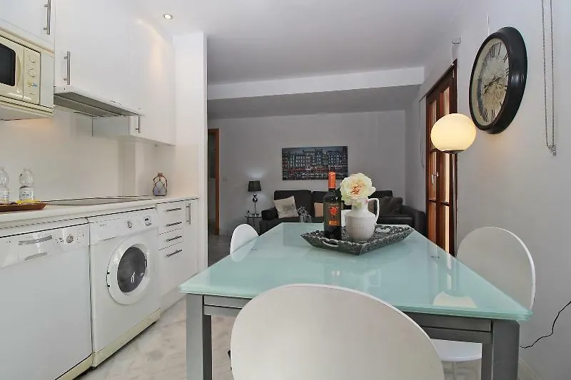 Apartment Tribuna Deluxe Malaga Spain