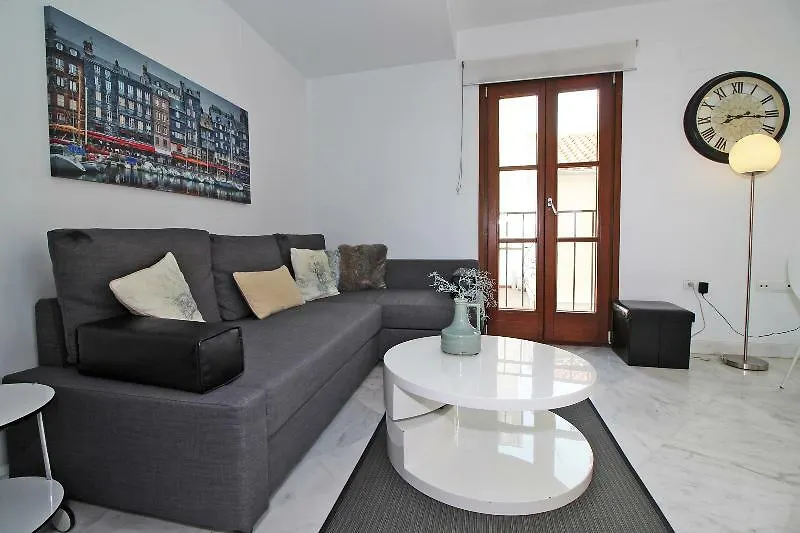 Tribuna Deluxe Malaga Apartment
